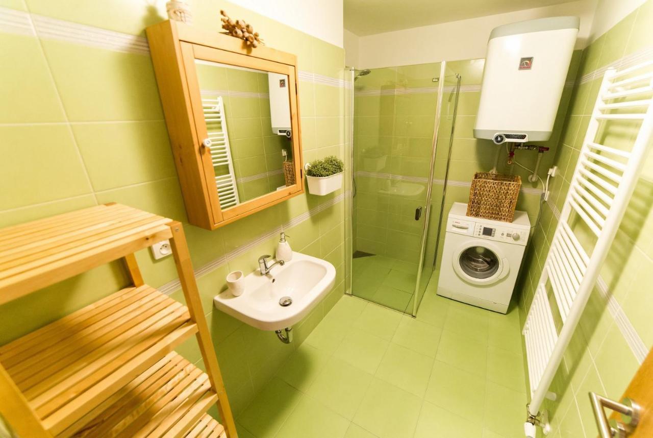 Апартаменты Apartman Ctyrlistek Lipno Липно-над-Влтавой Экстерьер фото